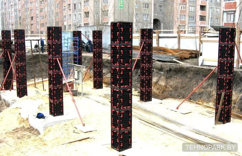 Аренда легкой пластиковой опалубки прямоугольных колонн | СТС