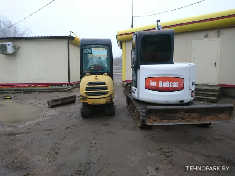 Аренда мини-экскаватора Bobcat 430 (4 т, нулевой занос) с быстросъемом
