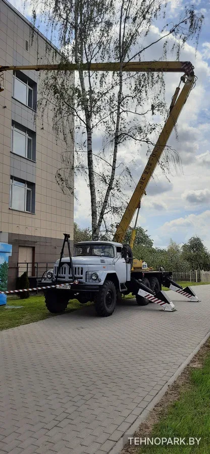 Аренда автовышки ВС-222 на базе ЗИЛ-131 (22 м) от собственника
