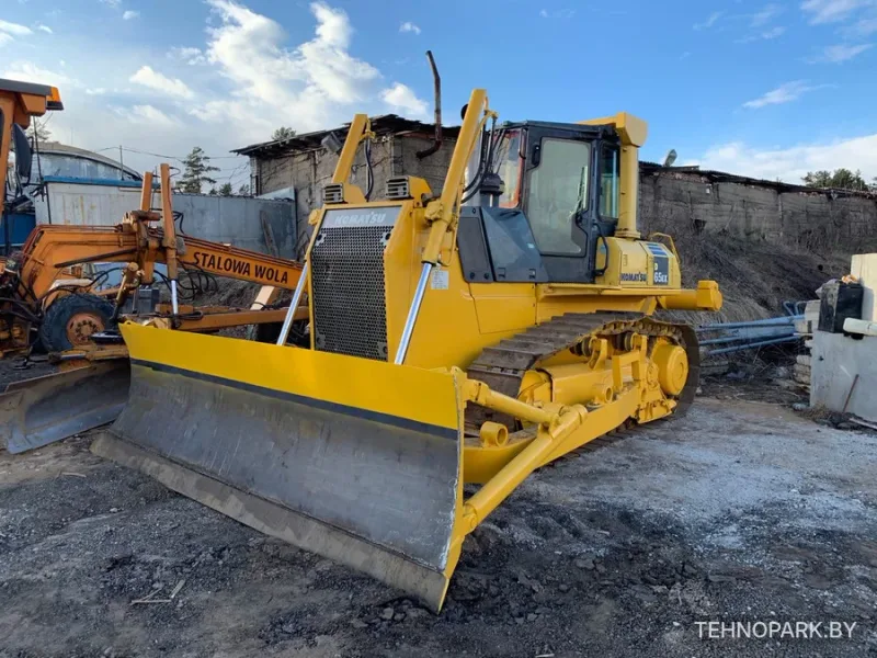 В аренду тяжелый гусеничный бульдозер Komatsu D65EX-15 / D65EX-EO