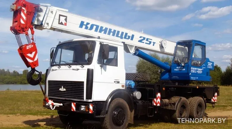 Аренда автокранов Клинцы, Машека 20-25 т, вылет стрелы 21-28 метров. НЕДОРОГО