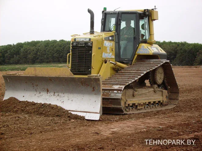 Аренда болотного бульдозера Caterpillar CAT D6N / D6R с поворотным отвалом