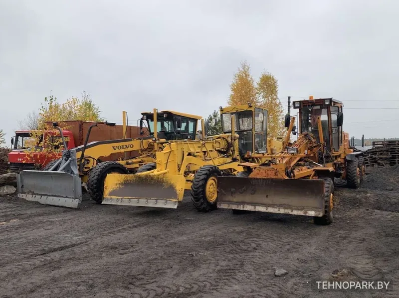 Аренда сочлененного автогрейдера Komatsu GD 661A с поворотным отвалом