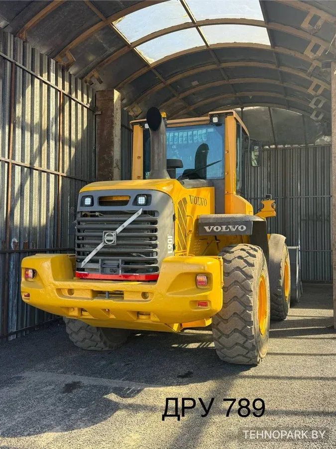 В аренду тяжелые фронтальные погрузчики Volvo L90F и Sany SW955K1 (5 тонн)