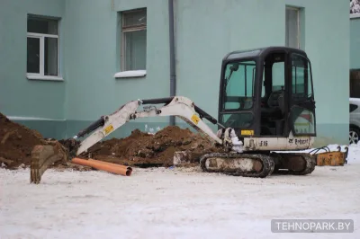 Аренда мини-экскаватора Bobcat E16: ковши 20-120 см, гидромолот, бур