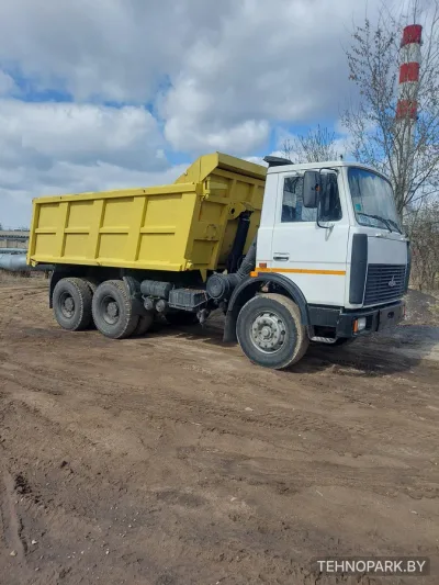 Аренда самосвала МАЗ-5516 (20 т) с гидроманипулятором