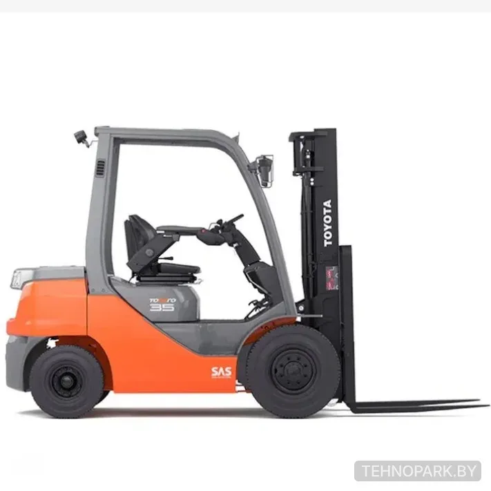 Аренда бензинового погрузчика Toyota 02-8FG30 (3 т, триплекс мачта)