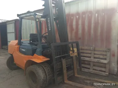 Аренда дизельных вилочных погрузчиков от 1.5 до 4 тонн — гибкие цены