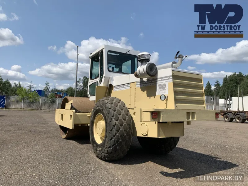 Аренда немецкого грунтового катка HAMM 2520D (20 т, 3 режима вибрации)
