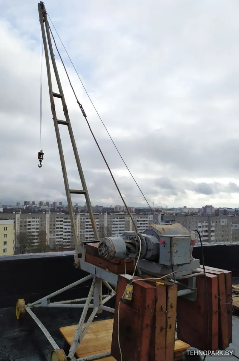Аренда стрелового крана ПИОНЕР (500 - 1000 кг) с доставкой и монтажом
