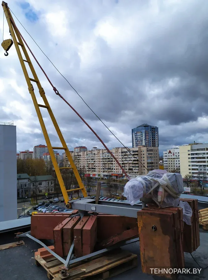 Аренда стрелового крана ПИОНЕР (500 - 1000 кг) с доставкой и монтажом